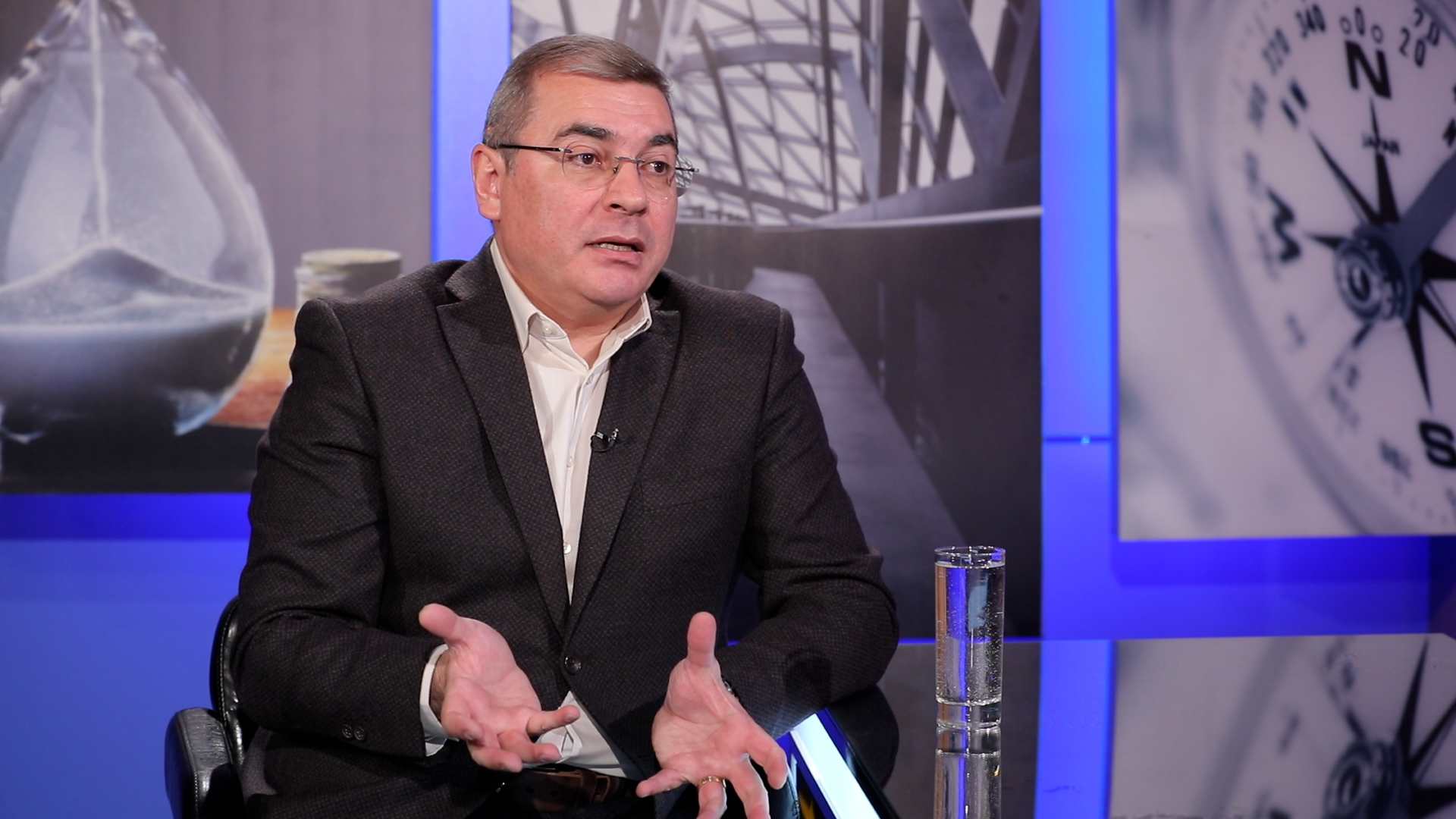 Դավիթ Անանյան․ Ո՞վ է որոշելու մեր հոգևոր կյանքի ապագան՝ ժողովուրդն, թե՞ իշխանության հաշվարկները